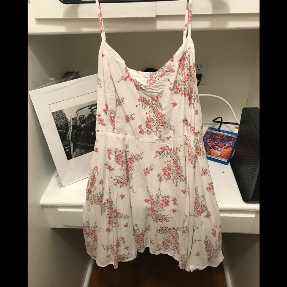 Light flow dress